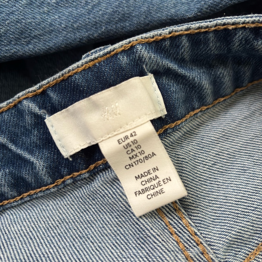H&M Light Blue Straight-Leg Women's Jeans - Picture 3 of 3